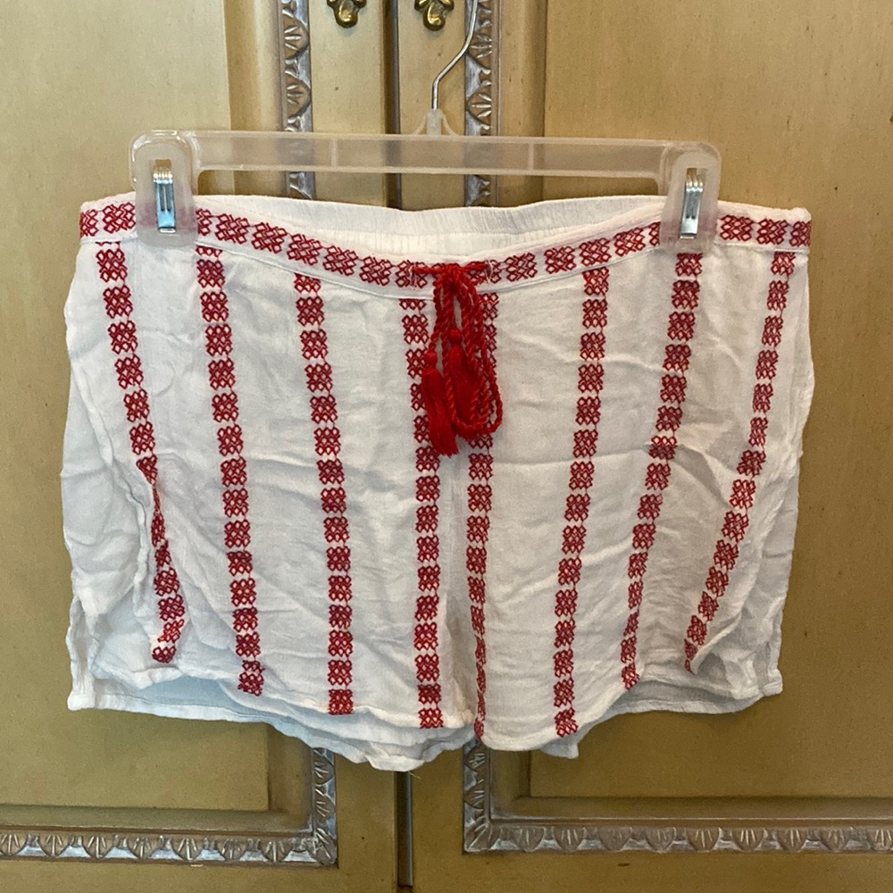 White Linen shorts